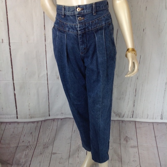 pleated high waisted jeans